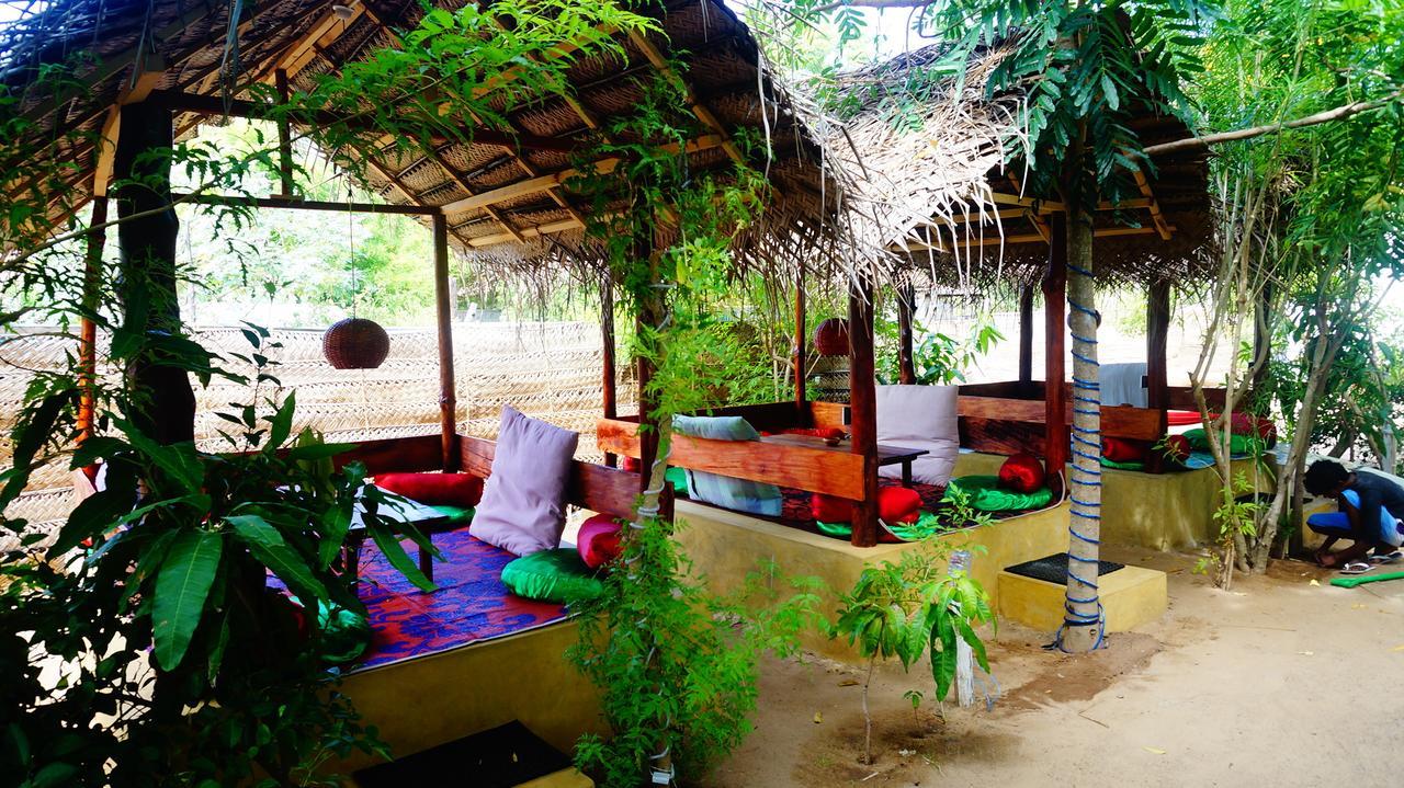 Zimbay Guest House Arugam Bay Exterior photo